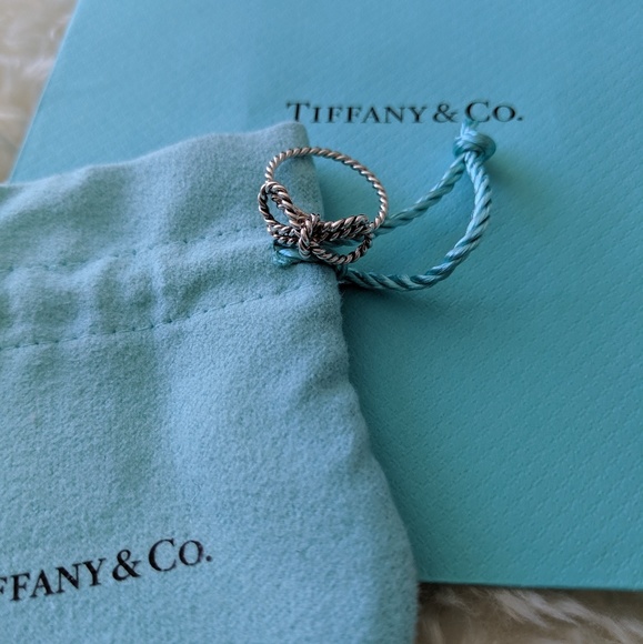 Tiffany & Co. Sterling Silver Bow Twist Ring 4.5 - Picture 4 of 4